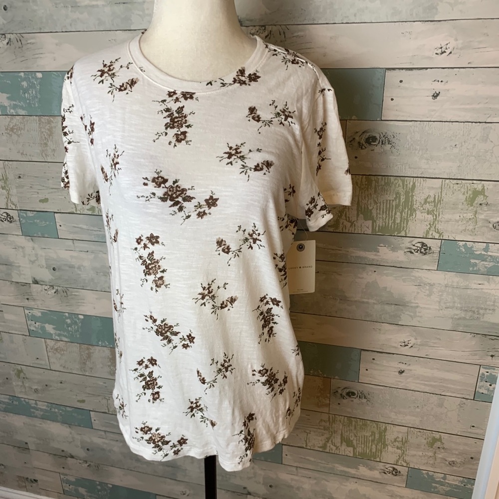 Lucky brand floral tee shirt